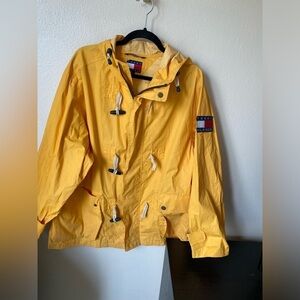 Tommy Hilfiger vintage men’s Adirondack jacket in yellow size S 90s rain coat